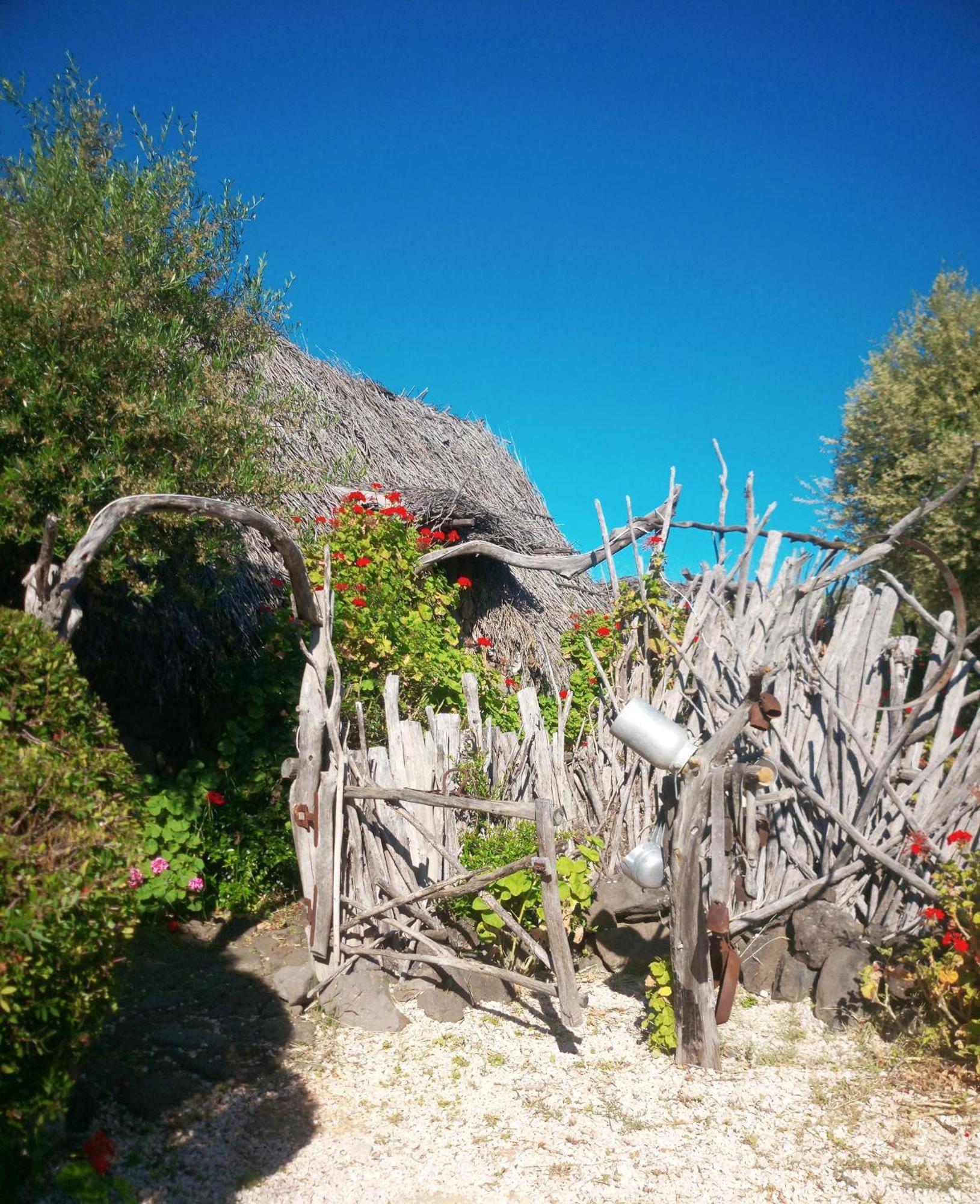 Ovile Juanne Loddo Orosei Extérieur photo